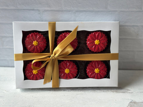 Poinsettia Chocolate Covered Oreos (Set of 6)