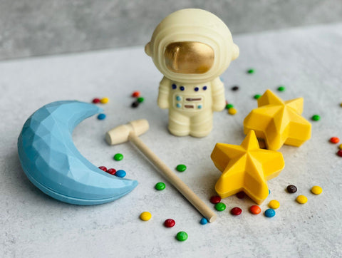 Astronaut Breakable Chocolates (Set of 4)