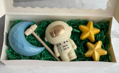 Astronaut Breakable Chocolates (Set of 4)