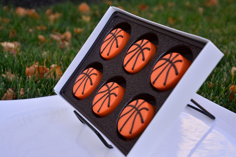 Basketball Themed Chocolate Covered Oreos