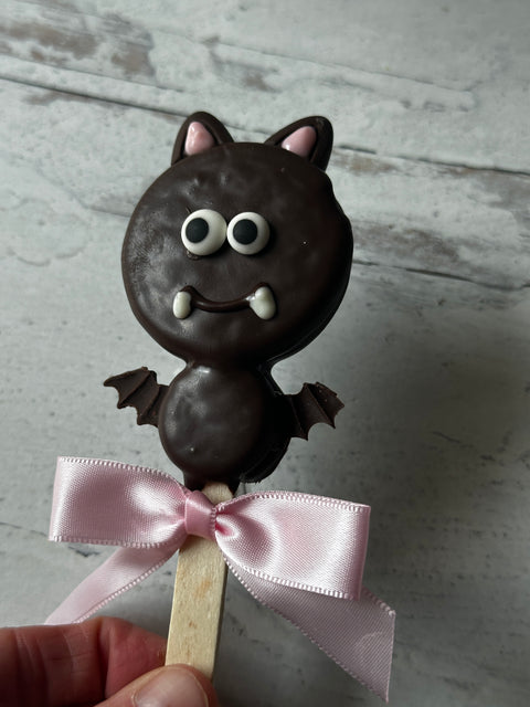 Bat Themed Dipped Oreo Pop (Set of 12)
