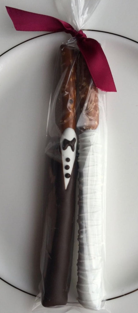 Wedding Bride & Groom Chocolate Covered Pretzels (12 Sets of 2)