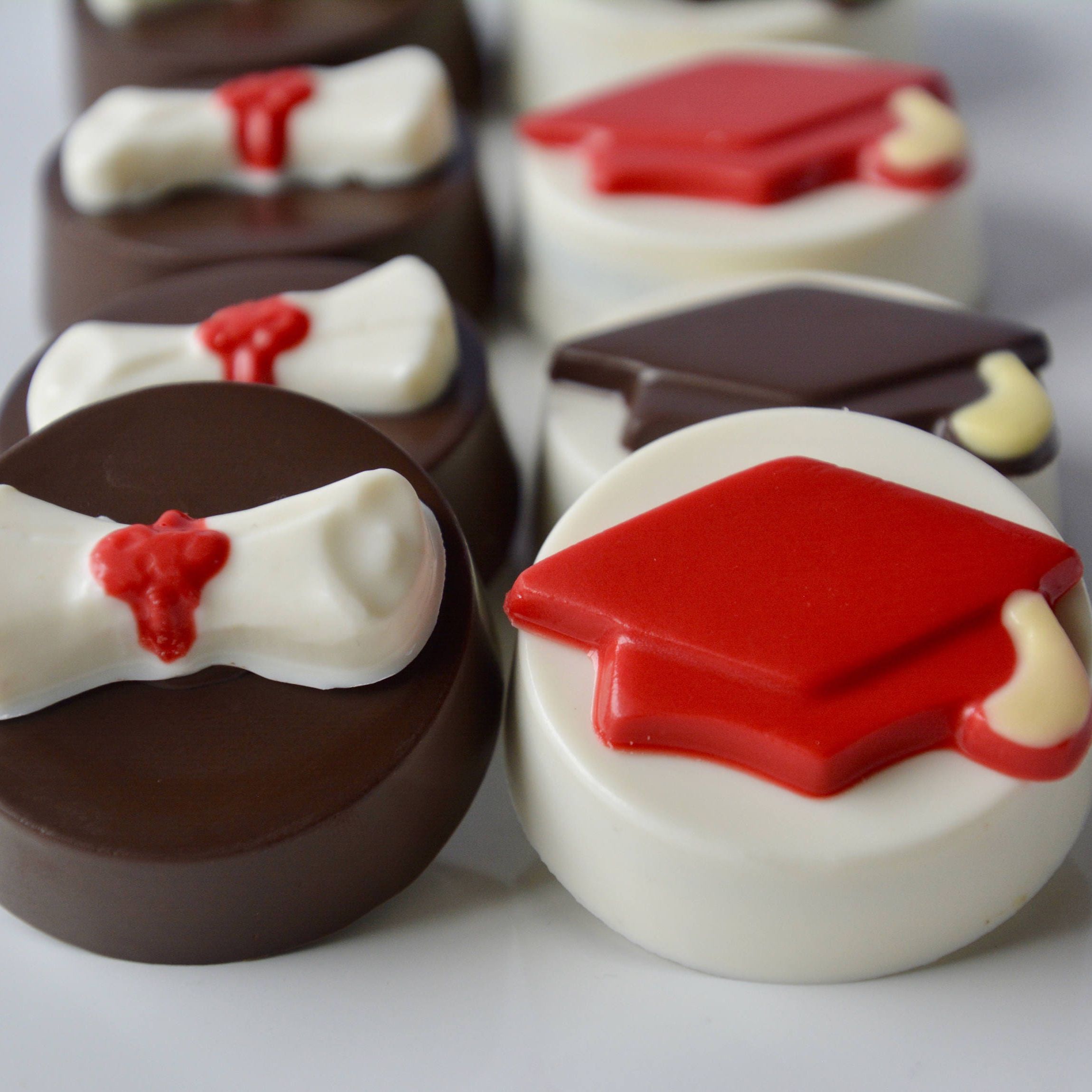 Graduation Themed Chocolate Covered Oreos (Set 0f 12) – Chocolates ...