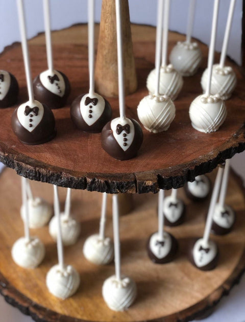 Bride & Groom Cake Pops (Set of 12)